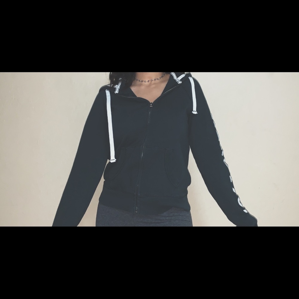 Aeropostale zip up